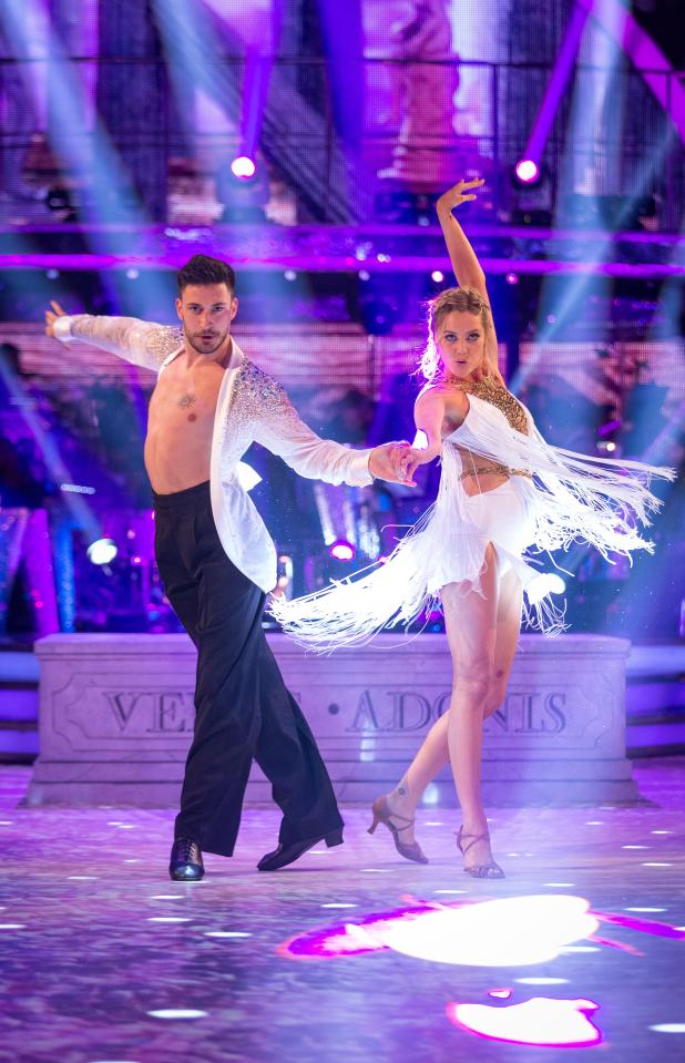  Laura Whitmore's Strictly partner Giovanni Pernice isn't the only person she's fallen out with