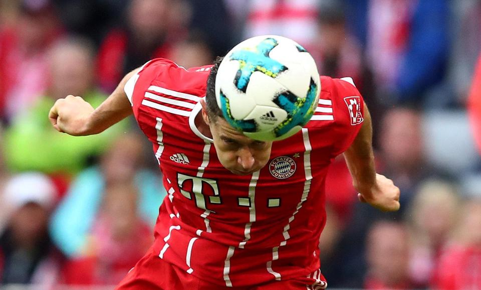 Robert Lewandowski scores Bayern Munich's fourth goal with his head
