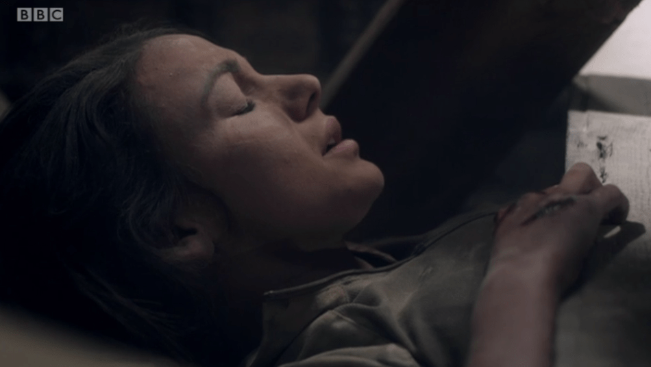  Despite the fact she was buried under a rubble when a building had collapsed on top of her