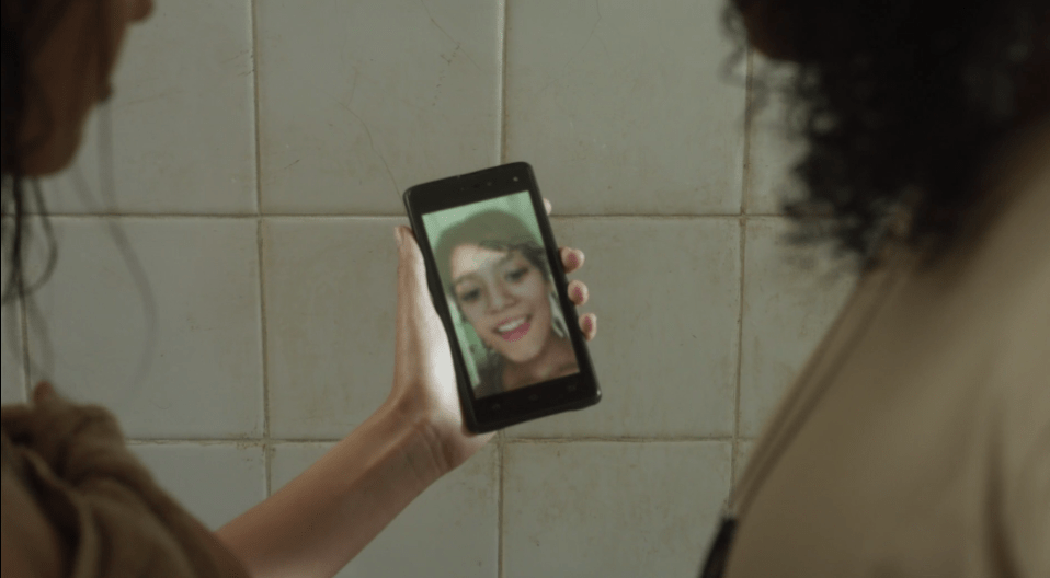  Farah's phone seemingly had unlimited battery life and she was even able to send video messages