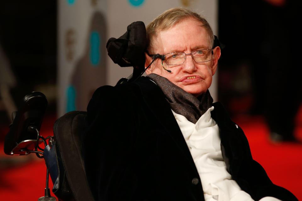  Stephen Hawking published his worldwide best-seller, A Brief History of Time: From the Big Bang to Black Holes, in 1988