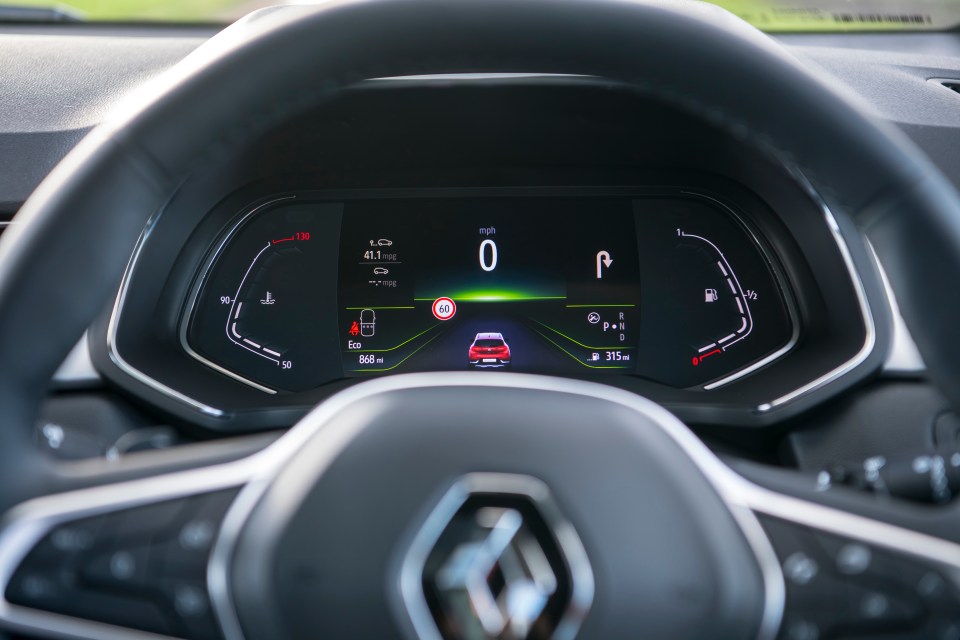 And the Captur 2 is stronger and safer and more efficient and armed with all sorts of driver-assistance tech