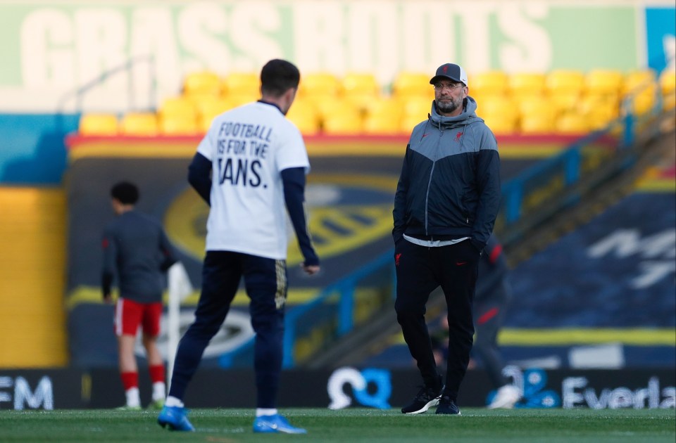 Jurgen Klopp was not impressed by Leeds United's warm-up t-shirts