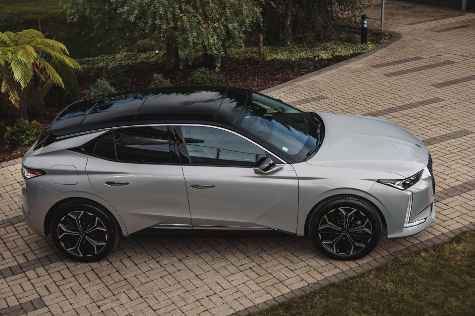 The DS 4 is no hot hatch but it can get a bit of a wiggle on