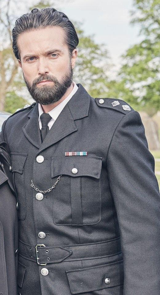 Emmett J Scanlan is a 42-year-old Irish actor.