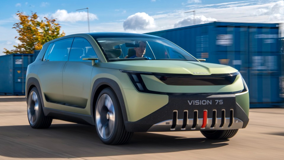 The Skoda Vision 75S is a seven-seat fully electric car