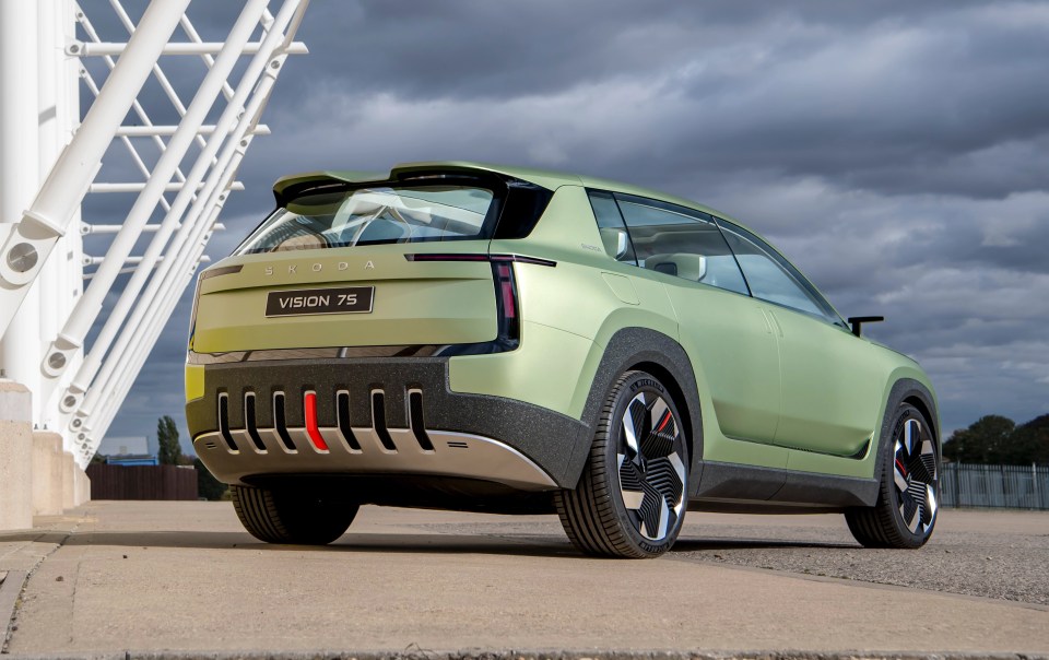 The 89kWh battery will do 370 miles, so it’s more likely you’ll need to stop to refuel before the car does