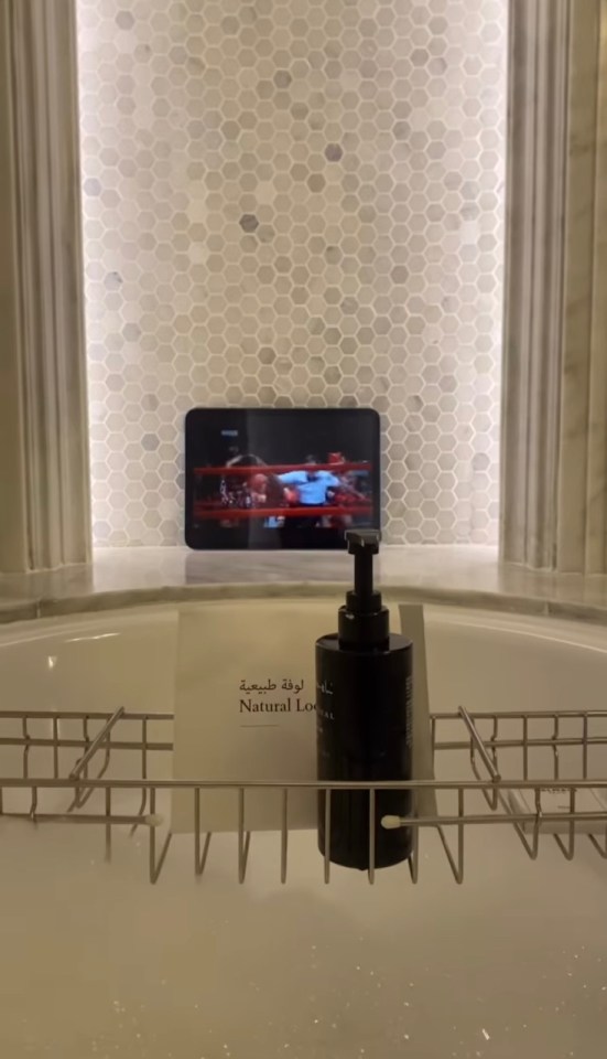 Max shared a snap whilst lounging in the bath