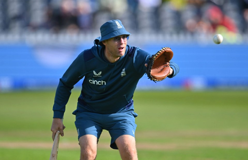 The TV star has been working with the current England squad