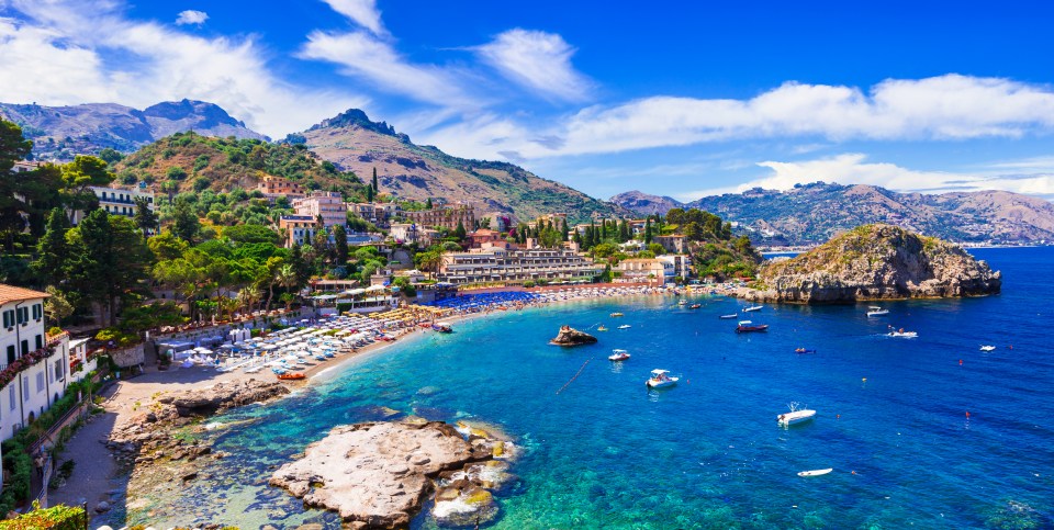 TUI launched £0 deposit holiday deals with free child places, self-catering stays from £291pp and all-inclusive breaks from £440pp
