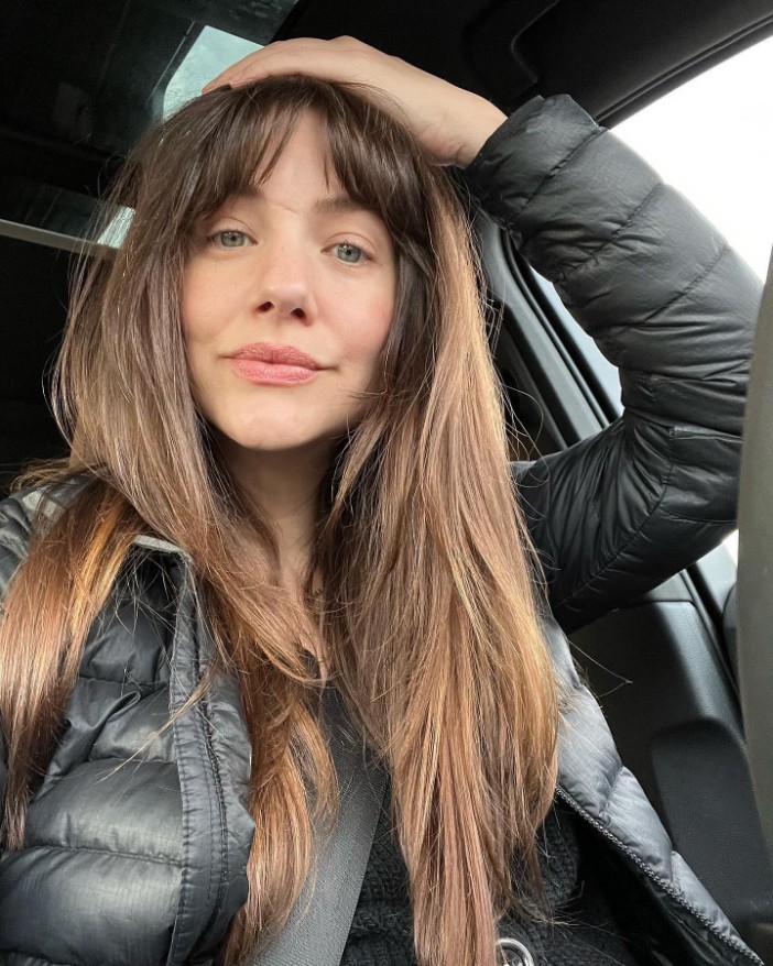 Julie Gonstavlos, actress in a Christmas movie, twenty years later.