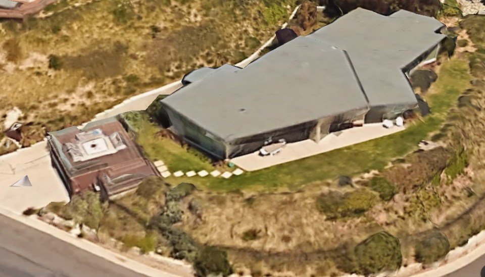 Aerial view of Willow Smith's Malibu house.