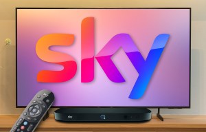 Sky Q customers receive FREE upgrade gift after major TV outage last week
