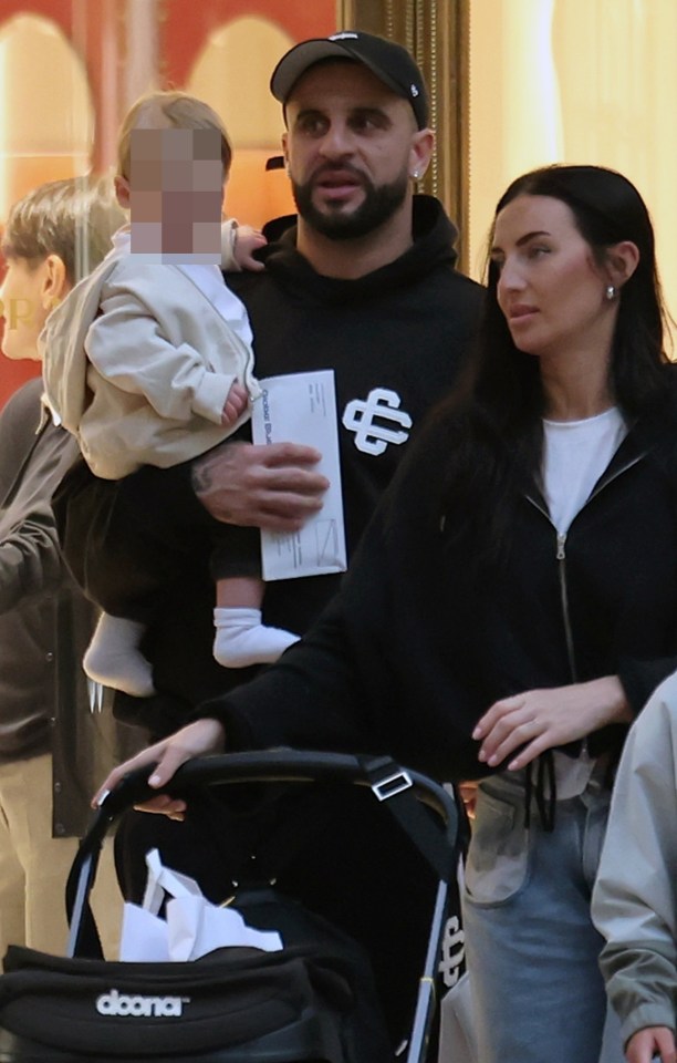 Kyle Walker with his wife and children shopping in Milan.