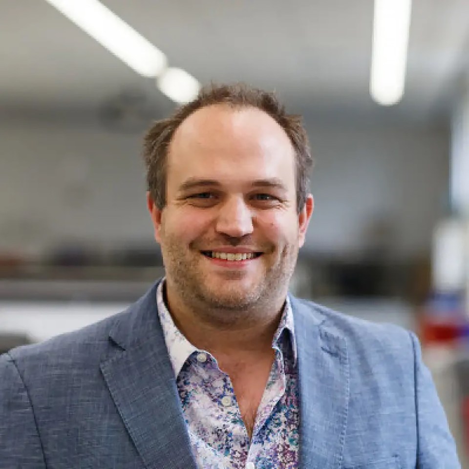 Photo of Robert Barker, Senior Lecturer in Chemistry and Forensic Science.