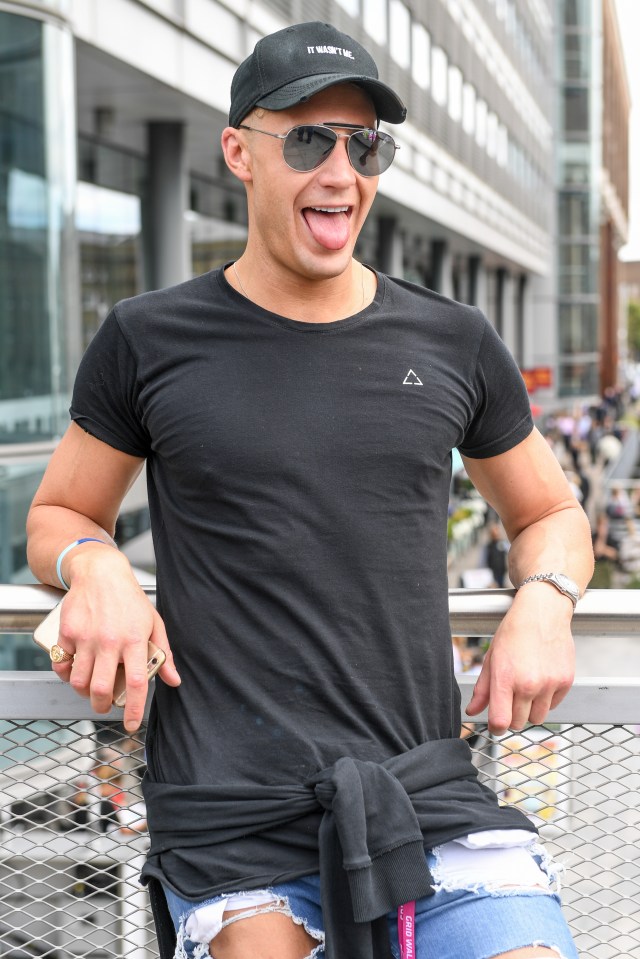 Scotty T at a photocall.