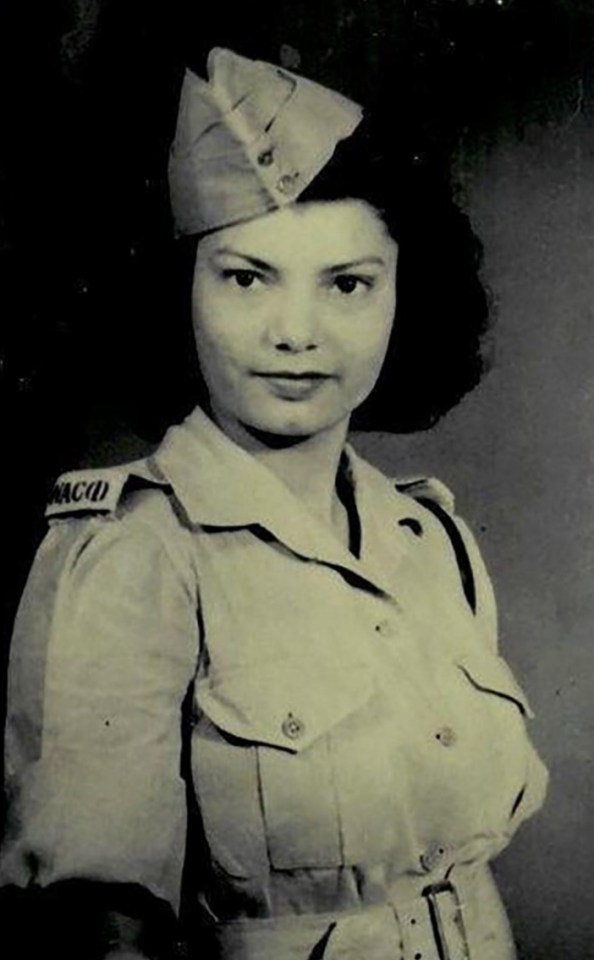Black and white photo of Kate Orchards in her Women’s Auxiliary Air Force uniform.