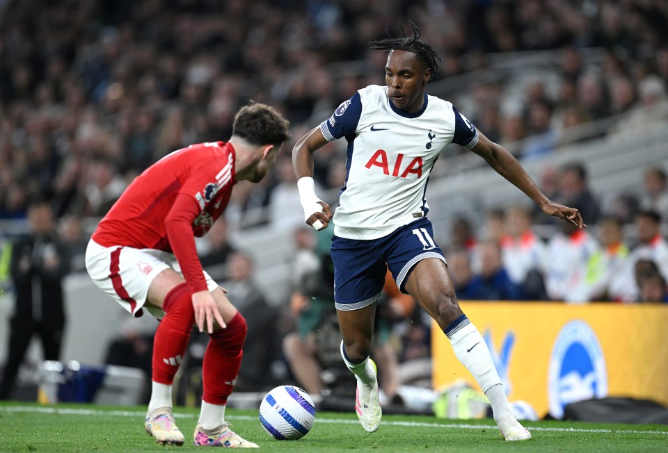 Mathys Tel of Tottenham Hotspur dribbling the ball during a Premier League match.