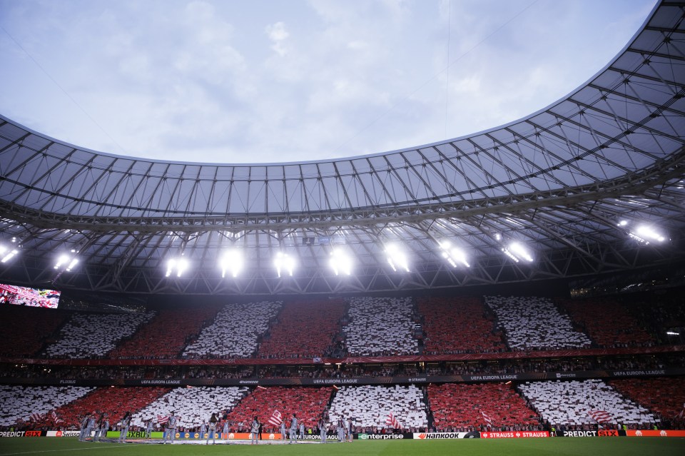 San Mames Stadium during a UEFA Europa League match.